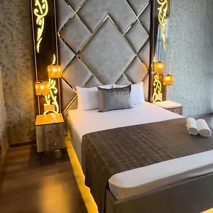 فندق سيتي إن بوتيك, باكو